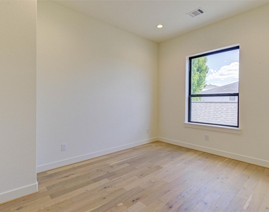 1803 Dunlavy Street - Photo Thumbnail 26