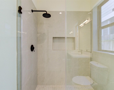1803 Dunlavy Street - Photo Thumbnail 17