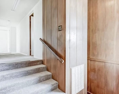 4600 Lakeshore Drive - Photo Thumbnail 20