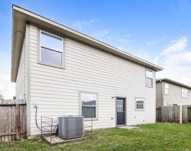 21211 Linden House Court - Photo Thumbnail 14