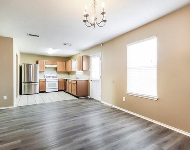 21211 Linden House Court - Photo Thumbnail 5