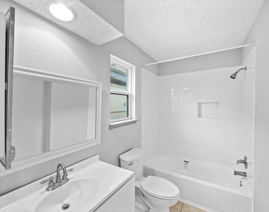 6214 Gladewell Drive - Photo Thumbnail 13