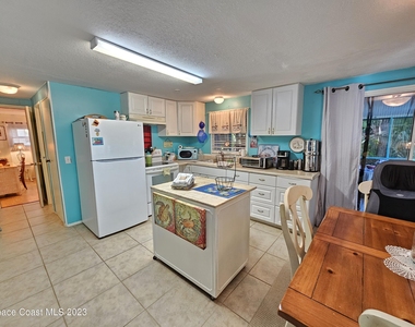 8515 N Atlantic Avenue - Photo Thumbnail 5