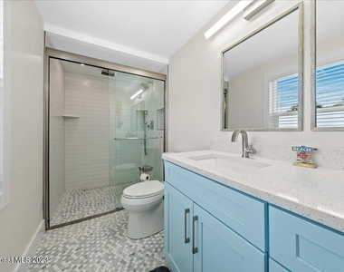 7801 Ridgewood Avenue - Photo Thumbnail 19