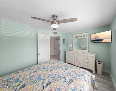 7801 Ridgewood Avenue - Photo Thumbnail 24