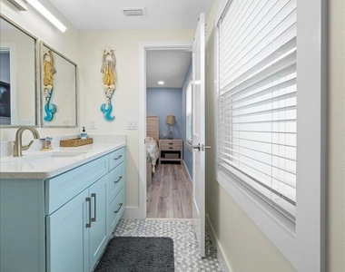 7801 Ridgewood Avenue - Photo Thumbnail 20