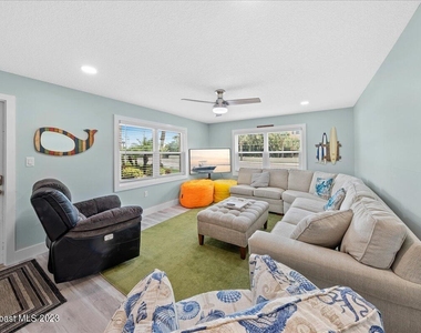 7801 Ridgewood Avenue - Photo Thumbnail 9