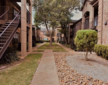 3400 Edloe Street - Photo Thumbnail 6