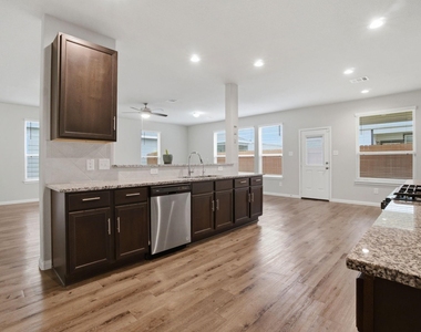 22210 Great Royal Lane - Photo Thumbnail 13