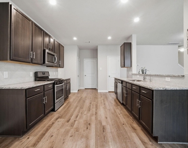 22210 Great Royal Lane - Photo Thumbnail 11