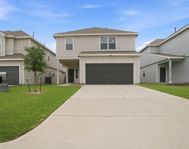 22210 Great Royal Lane - Photo Thumbnail 1