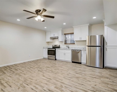 6212 Alderson - Photo Thumbnail 1