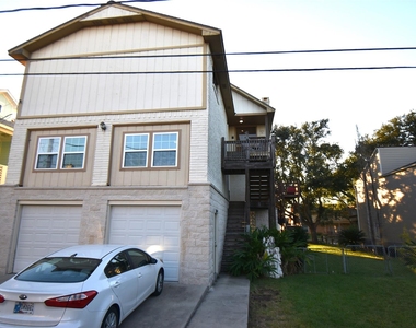 82 Harbor Lane - Photo Thumbnail 1