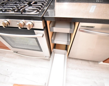 82 Harbor Lane - Photo Thumbnail 9