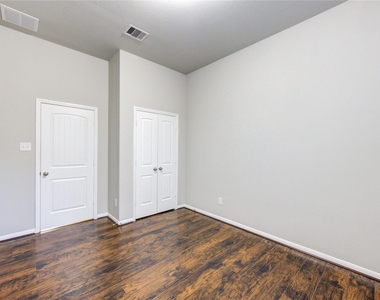 5314 Silver Ledge Drive - Photo Thumbnail 38