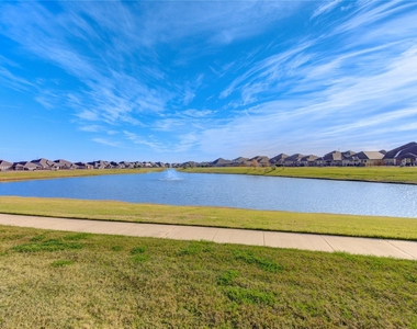 5314 Silver Ledge Drive - Photo Thumbnail 2