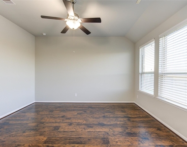 5314 Silver Ledge Drive - Photo Thumbnail 35