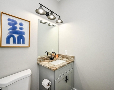 5007 Briscoe Street - Photo Thumbnail 13