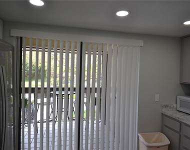284 Woodlake Wynde - Photo Thumbnail 5