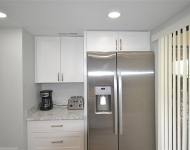 284 Woodlake Wynde - Photo Thumbnail 6