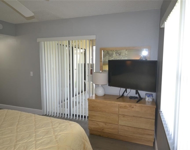 284 Woodlake Wynde - Photo Thumbnail 30