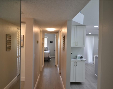 284 Woodlake Wynde - Photo Thumbnail 32