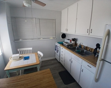 18213 Gulf Boulevard - Photo Thumbnail 12