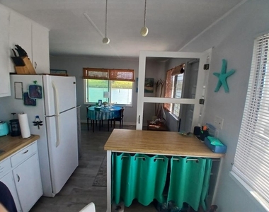 18213 Gulf Boulevard - Photo Thumbnail 14