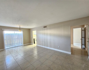7602 Powhatan Avenue W - Photo Thumbnail 3
