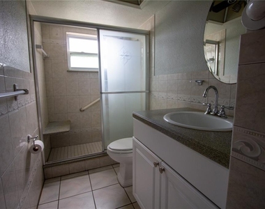 10760 62nd Avenue - Photo Thumbnail 11