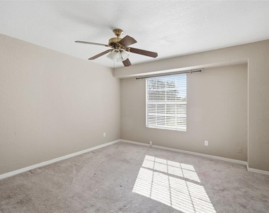 16545 Lake Brigadoon Circle - Photo Thumbnail 14