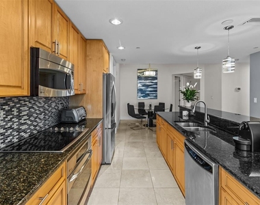 331 Cleveland Street - Photo Thumbnail 7
