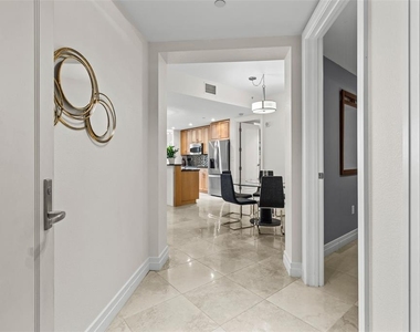 331 Cleveland Street - Photo Thumbnail 12