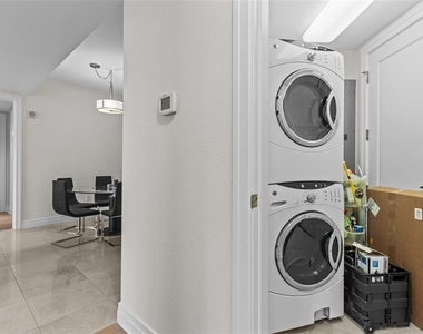 331 Cleveland Street - Photo Thumbnail 32