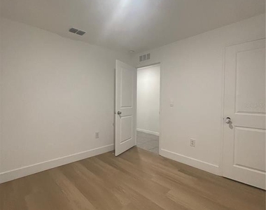 590 Sunlit Coral Street - Photo Thumbnail 18
