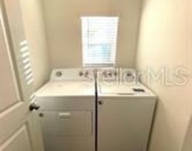 590 Sunlit Coral Street - Photo Thumbnail 21