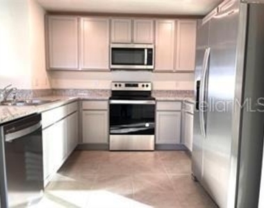 590 Sunlit Coral Street - Photo Thumbnail 5