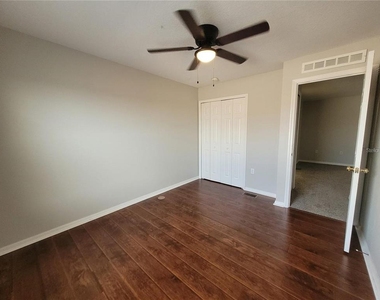 3805 Exeter Lane - Photo Thumbnail 29