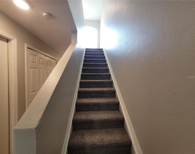 3805 Exeter Lane - Photo Thumbnail 12