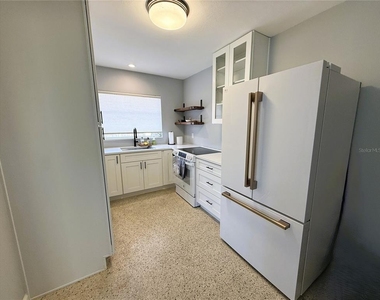 14017 W Parsley Drive - Photo Thumbnail 8