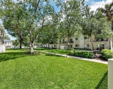4610 W Gray Street - Photo Thumbnail 26