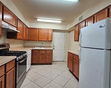 1365 Drew Street - Photo Thumbnail 6