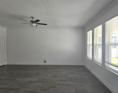 18271 Pearl View Place - Photo Thumbnail 6