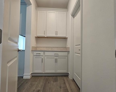 18271 Pearl View Place - Photo Thumbnail 17