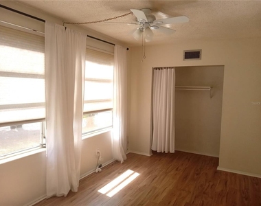 2331 Finlandia Lane - Photo Thumbnail 27