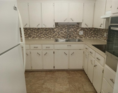 2331 Finlandia Lane - Photo Thumbnail 10