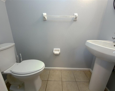 824 Padua Lane - Photo Thumbnail 19