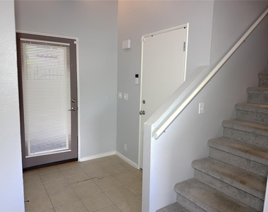824 Padua Lane - Photo Thumbnail 1
