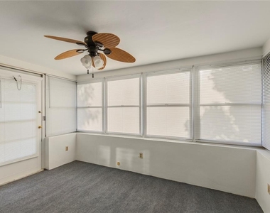 1248 Lazy Lake Road W - Photo Thumbnail 13