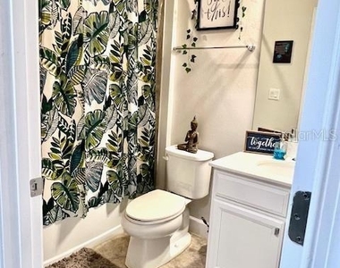 8351 Greenway Avenue - Photo Thumbnail 17